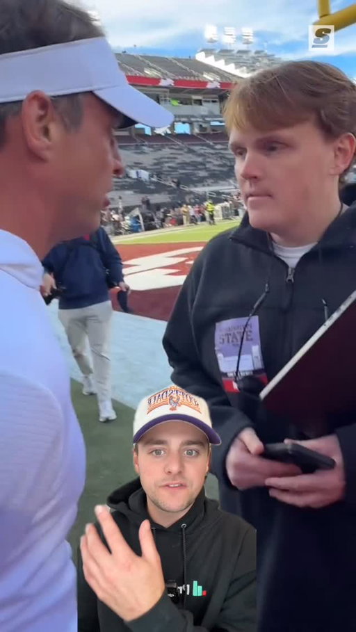 This Lane Kiffin situation is wild. 😬