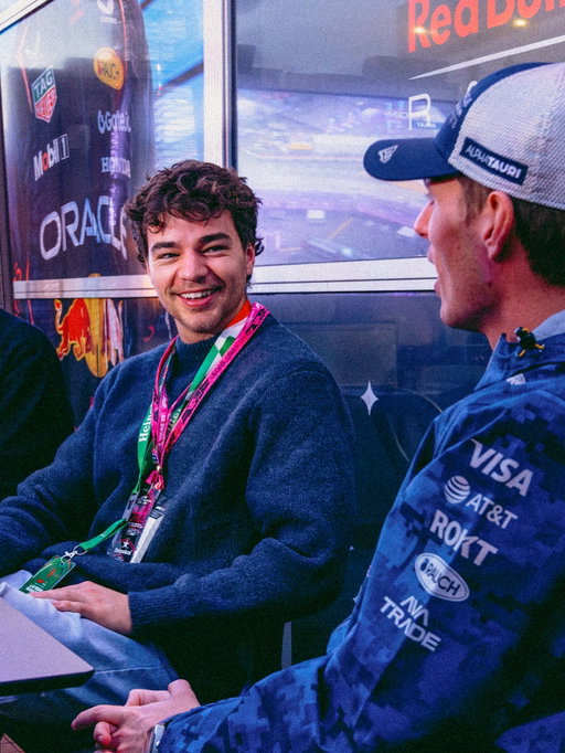 honour to spend some time with the champ before the race 🏎️

who you got for the title?

vegas vlog out soon!

@maxverstappen1 @heineken_uk @redbulluk #F1 #redbull #maxverstappen #F1Heineken