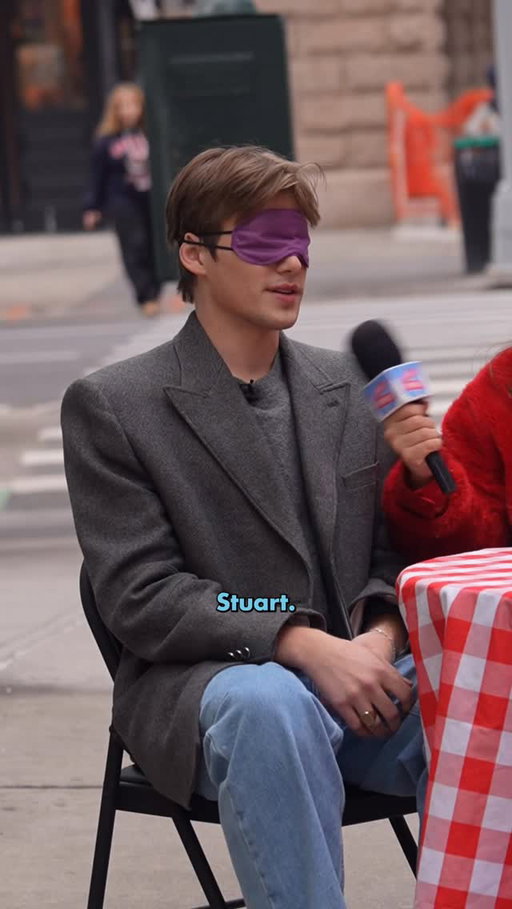 Blindfolded dates are more fun! 🫣💓