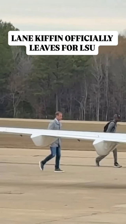 Ole Miss students are letting Lane Kiffin hear it as he leaves for LSU
