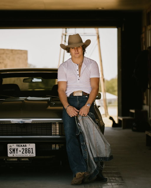 Sin city is where I’ll be
•
@serratellihats