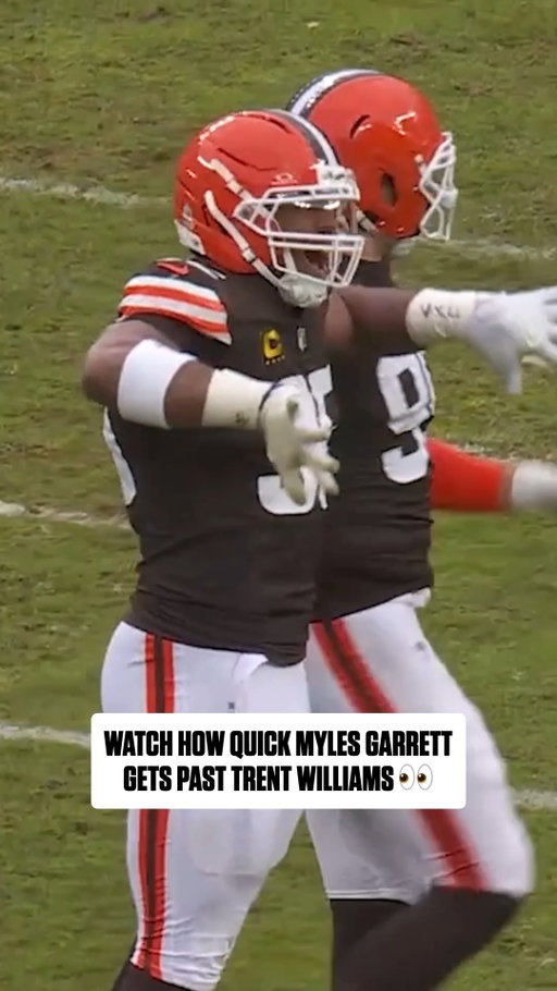 moving like that at 6'4", 272 pounds is NUTS