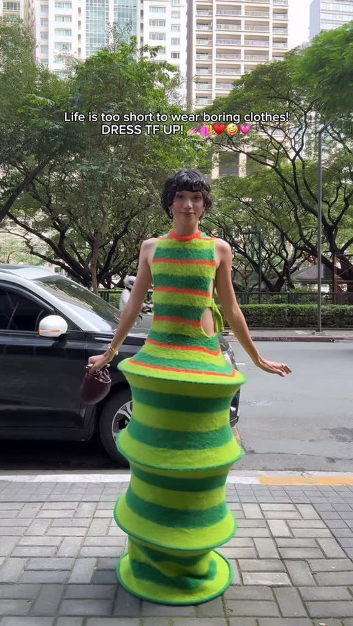 I LOVE OVERDRESSING! 🫶🏻

knitted dress: @andre_plaus 💚 AMAZING FILIPINO TALENT!

shoes: @prada bag: @newbottega