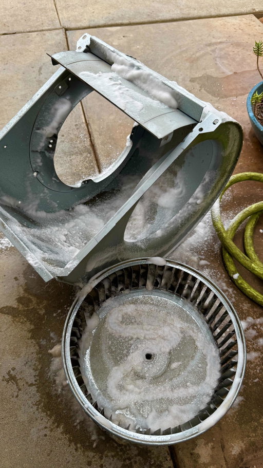 How much oil leakage is allowable to you? 

#hvac #hvaclife #hvactechnician
#hvactech #hvacservice #hvactools
#aircondtion #airconditons #bluecollar #fieldpiece #hvacworld #cooling #hvacinstall #hvacrepair