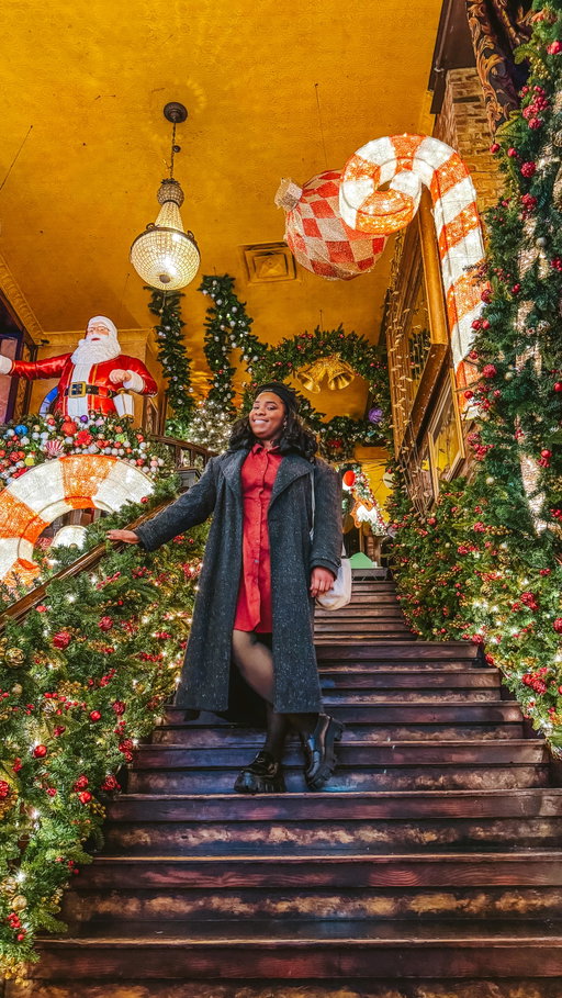 Need a festive holiday outing? @papillonbistronyc is fully wrapped in Christmas décor — like stepping into a holiday storybook.

They’re walk-ins only until Jan 1st, so swing by early or later at night for the cocktails and decorations especially. They do offer food as well, but tbh I’d say what stood out for me the most was definitely the drinks and the holiday atmosphere. This place is too beautiful to not visit. 😮‍💨

#NYCChristmas #NYCHolidaySpots #NYCFoodie #NYCBars #HolidayVibes #FestiveSeason #ChristmasInNYC #NYCDrinks