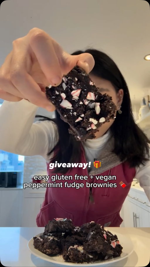 GIVEAWAY (closed) ❤️
 
spend your holidays baking with @bellakitchen + @mightyliciousfoods and whip up some peppermint fudge brownies (and they’re vegan + gluten free!) 🍫❤️
 
we're choosing 1 winner to receive:
🧑‍🍳 1 bella 3.5QT Hand & Stand Mixer 
🧑‍🍳 1 Mightylicious Baker’s Bundle 
 
to enter:
🤍 follow @bellakitchen and @mightyliciousfoods
🤍 like, repost + save this post
🤍 tag your baking partner
Bonus entry: Like and comment on both brands' last 3 posts!
Giveaway closes at 12/6 at 11:59PM EST.

For Official Rules including how to enter, entry limitations, odds, prize descriptions, & complete details visit https://bit.ly/49GtX2L.