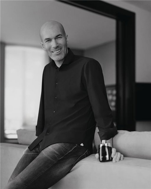 Je vous souhaite de belles fêtes de fin d’année, HAPPY HOLIDAYS !
@Montblanc #MontblancLegend