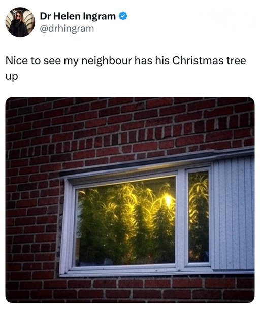 Santa’s deff making an extra stop here
(X drhingram)