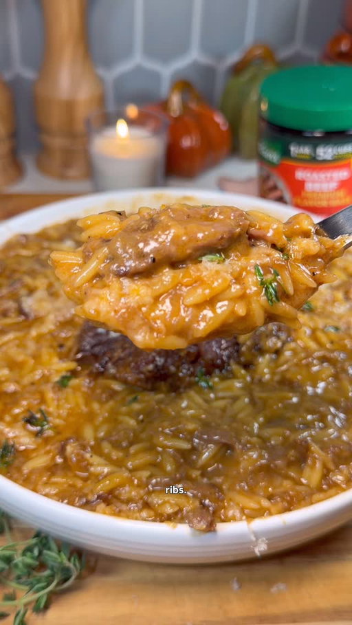One-Pan, Creamy French Onion Orzo with Braised Short Ribs 🧅

French onion is one of my all-time winter favorites, but this year I wanted to take it up a notch, so I added short ribs! #ad #KnorrPartner

This version is made entirely in one pot with deeply caramelized onions, tender braised short ribs, and a creamy Gruyère orzo – all built on @knorr Beef Flavor Base for that slow-cooked, French-onion depth (without actually cooking for several hours).

As always, ingredients below, full recipe is in my bio! 

2–2.5 lb bone-in short ribs
Salt and black pepper
2–3 tbsp olive oil
3 large yellow onions, thinly sliced
4–6 cloves garlic, minced (to taste)
1–2 tsp fresh thyme leaves, plus more for serving
1 tbsp Knorr Beef Flavor Base (for the broth + onions)
1 tbsp tomato paste
½ tsp Worcestershire
½ tsp soy sauce (optional)
1/4 cup dry white wine or sherry (optional)
4 cups water
1 ½ cups orzo
½ cup heavy cream
1 cup freshly shredded Gruyère
½ cup freshly grated Parmesan, plus more for serving
½ to 1 tsp balsamic vinegar, to finish
Kosher salt and freshly cracked black pepper, to taste

#frenchonion #shortribs #onepot #orzo #winterrecipes #cozyrecipes #comfortfood