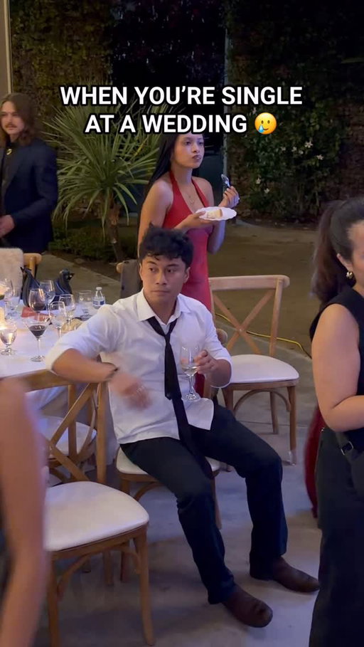 I Love Weddings 😅😭
.
.
.
#reels #relatable #single #lonely