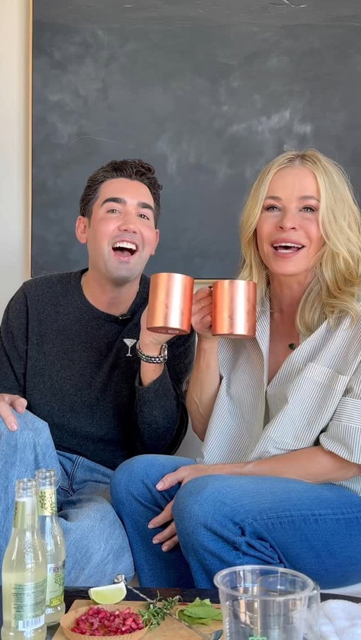 SURPRISE🎁 Welcome to DAY 1 of 12 Days of Cwockys! 1 lucky winner will receive 2 Tickets to @chelseahandler show 🫦

How to enter:
Follow @chelseahandler & me!
Tag a friend who you would like to bring in the comments 😘

Giveaway ends 12/7 
This giveaway is not sponsored, administered, or associated with Instagram.