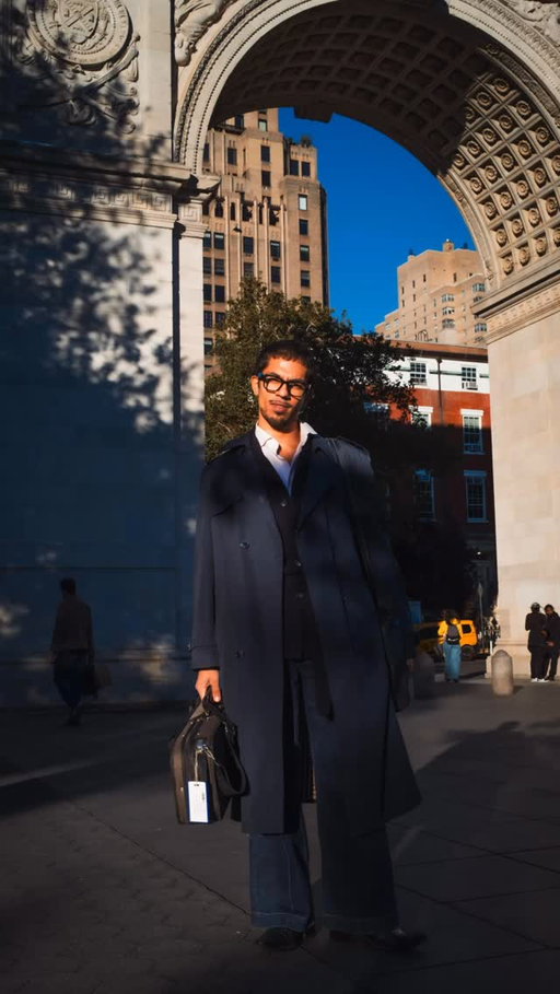 260/500 – New York Through Ray-Ban Meta Lens 🗽- Kaya

Two homies finding each other with their @raybanmeta