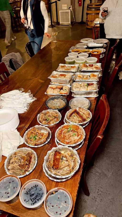 Have you ever been to JAYD Bun in South Kingstown, RI? 🤔💭

These are the Best Buns in the World, and you need to try them! 🥟❤️‍🔥

Comment “Buns” if you want to try our Buns and we will DM you a special gift 😉🎁

#JayDBun #rhodeisland #chinesefood #restaurant #buns #noodles #foodie #southkingstown #bestofri #fyp #noods #dumplings