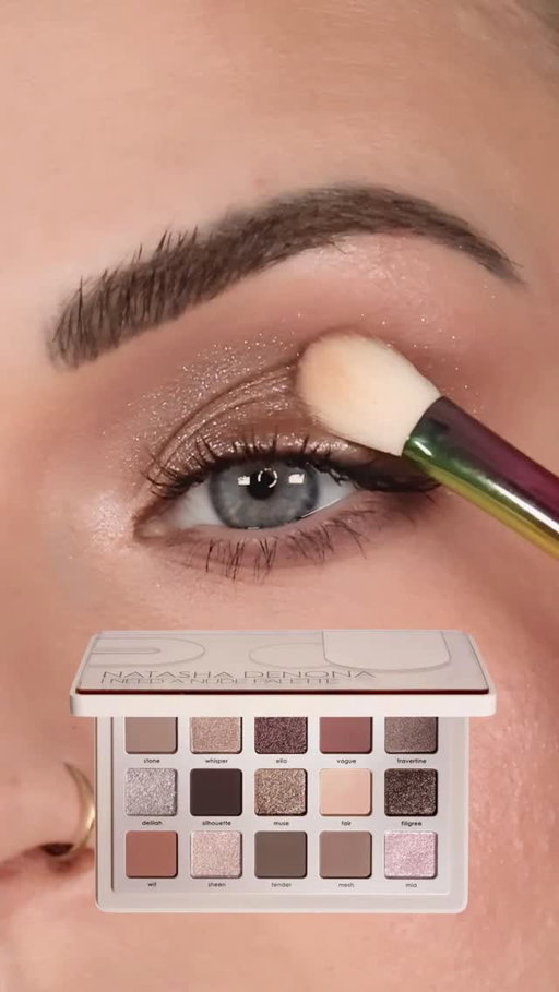 Soft sparkly eye look with @natashadenona I Need a Nude ✨
@sigmabeauty x Angela Bright eye brush set
#natashadenona #sigmaxangelabright #ineedanudepalette