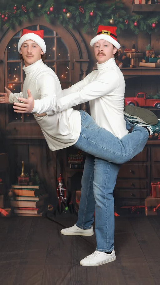 this was such a bad idea… 👀 #christmascard #thepointerbrothers #throwback