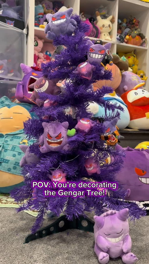 🎄When it’s finally time to put up the Gengar tree! 🤭💜 Gotta keep it spooky and purple all year long! @pokemon 

The purple tree is from Amazon, the Gengar lights are from the Pokémon Center website, and the Gengar plushies and Starmie are from my own personal collection! 🥰
.
.
.
.
.
.
.
.
.
#gengar #ghosttype #pokemon #pokémon #pokemontoys #pokemonplush #pokemonplushies #pokemoncommunity #pokemontcg #pokemontcgpocket #pokemontradingcardgame #pokemoncards #pokemoncenter #nintendo #nintendoswitch #nintendoswitch2 #streamer #gamergirl #gamer #pokegirl #pokemongo #pokemoncollection #pokemoncollector #pokemontrainer #pokemonmaster #gottacatchemall #pokemonscarletandviolet #pokemonlegendsza #holidays #christmas