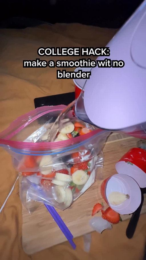 THE ULTIMATE BWITA SMOOTHIE RECIPE BELOW:

🥛 1 CUP – Bwita Water (yuummmmm)🍓 1 CUP – Stawbabbies🍌 1 CUP – Banaanaas🫐 1 CUP – Bwackberries🍦 A whole lotta Yo! Gurt!🧊 A smidge of ice🛠️ TOOL: HAMMER (don’t eat)