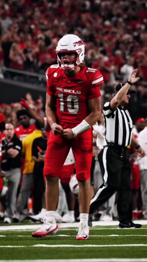 Too cold🥶

Your Mountain West Offensive Player of the Year: @a_colandrea10