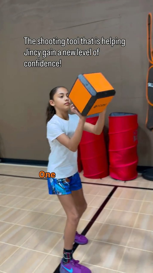 Confidence is half the battle when it comes to being a GREAT shooter!

@jincy_james_14 is using @formbasketballtrainer for 5 minutes before her workouts to gain that confidence before she ever picks up a basketball!