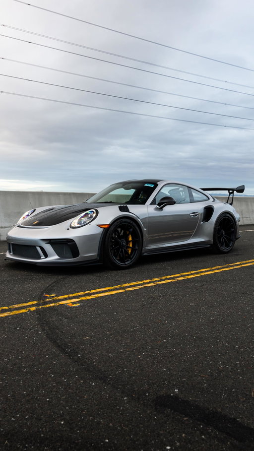 Sometimes it’s okay to be subtle…

This 991.2 GT3 RS is now available through our Pre-Owned department.

#porscheredwoodcity #porsche #porschegt3rs #gt3rs #porschemoment #porsche911