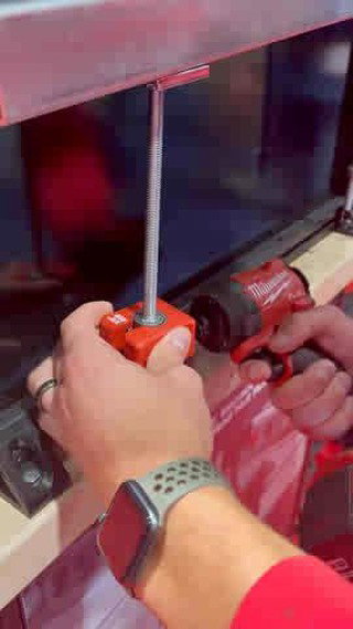 Fastest Nut Running. SHOCKWAVE™ Impact Duty 3/8" Threaded Rod Nut Runner. 
#MilwaukeeTool #NothingButHeavyDuty 
Link in Bio.