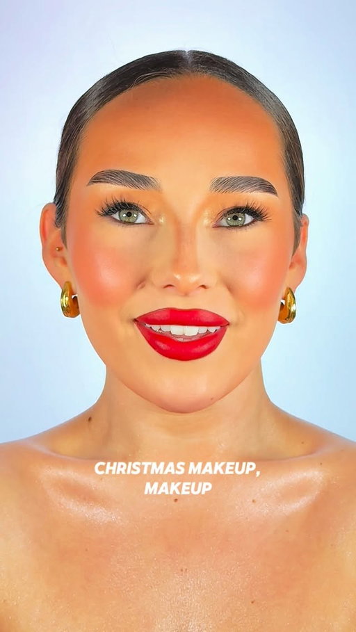 Which one are you? ✨🍒 #nomakeup #nomakeupmakeup #christmasmakeup #makeupmakeup