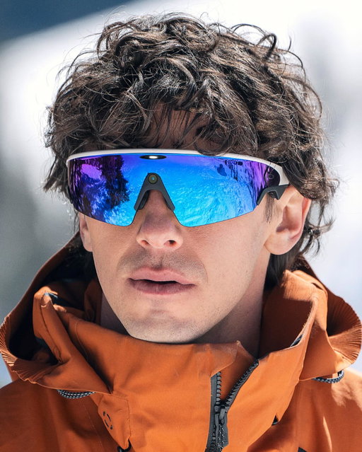 POV: it’s snow sport season.