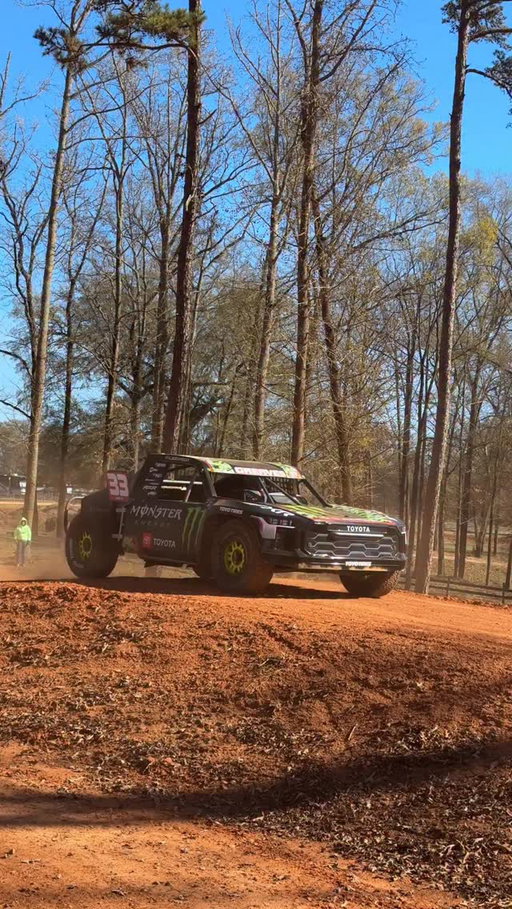 Sound up 🔊 @cjgreaves33 brought a big RC truck to a dirtbike track 🤣 No music for this vid vid that 900hp v8 sounds perfect! #rcdrift #rccars #rccrawler #rchobby #rcracing #rcmodel #rcmemories #rcdrifting #rcoffroad #rcscale #rc4wd #amazingcars #modelcars #modelcar #model #car #carlifestyle #carlovers #carlove #jdm #jdmcars #instacars