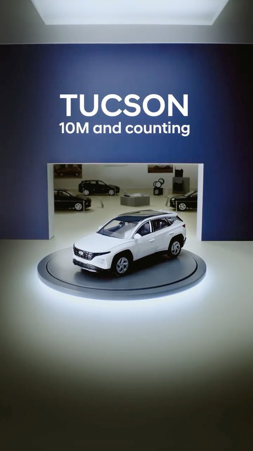 This is a small tribute to the mighty TUCSON. From 2004 to today, we’ve safeguarded every milestone in our own miniature museum.
.
Un tout petit hommage à un si grand véhicule : le TUCSON. Depuis 2004, nous veillons à ce que chacun de nos accomplissements soit immortalisé dans notre propre musée miniature.

#HyundaiCanada #TUCSON​