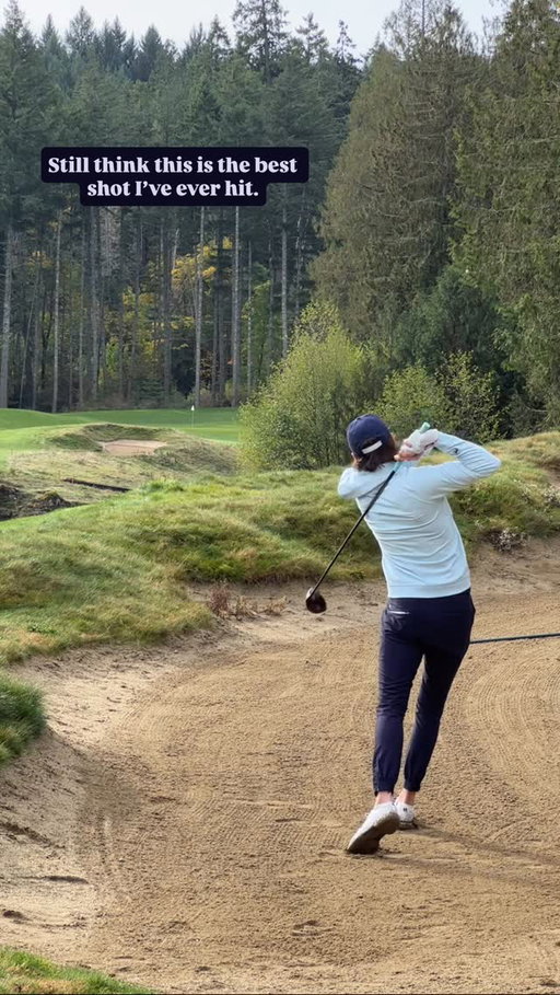 275 yards Driver outta the sand. Who remembers this one?! Not sure I’ll ever be able to beat this one. #golf