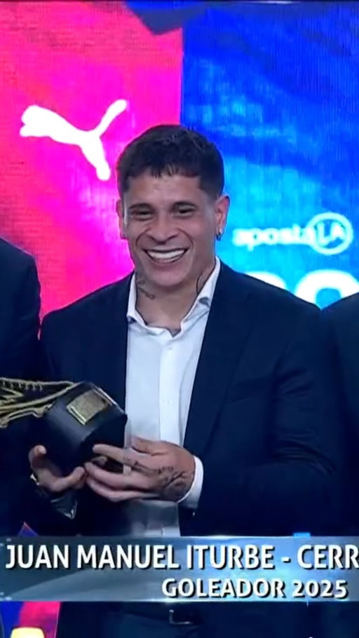 🏆⚽️Goleador de la rama masculina: Juan Manuel Iturbe (Cerro Porteño).

 #PremiosDePrimeraAPF