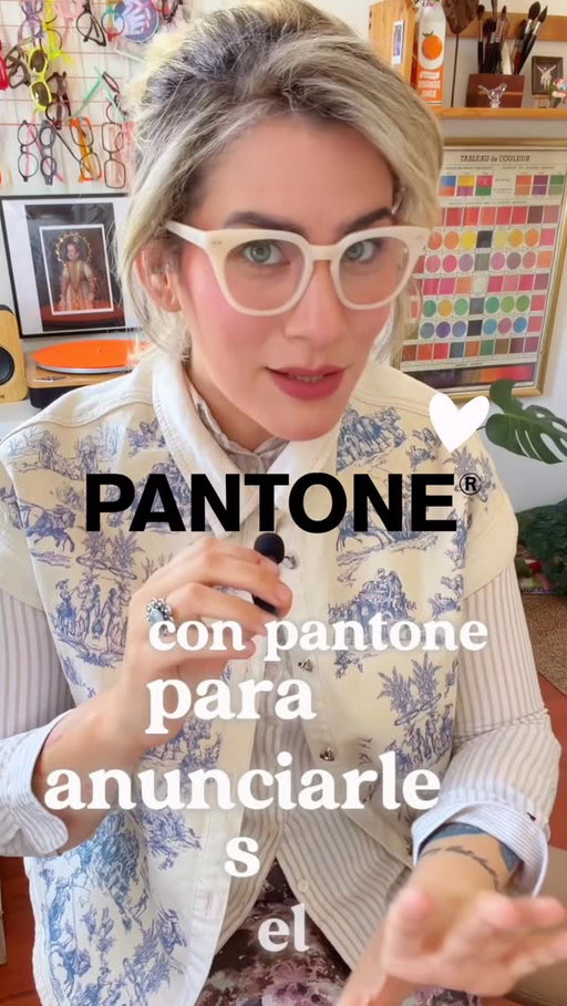 Necesito saber tus opiniones y si te gustaría que hiciera ese segundo video en YouTube! Tengo la cabeza llena de referencias de arte música estilismo moda literatura! Este día lo espero todos los años! Comparte!

#color #colorimetria #psicologiadelcolor #pantone #clouddancer #arte #diseño