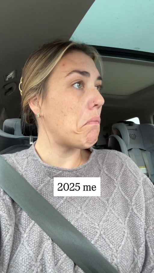 The “I don’t want kids” to mom influencer pipeline is sus. Truly 2020 me would keel tf over if she saw me now ✨💪🏼#rachonlife #momlife #millennialmom
