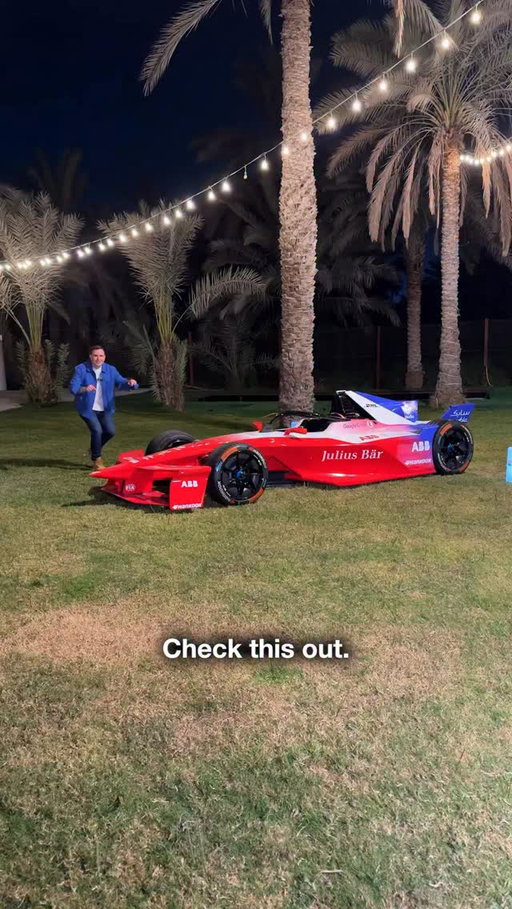 Take a look at the world’s fastest FIA-approved accelerating race car…🔥 The ABB Formula E GEN3 Evo takes just 1.82 seconds to do 0-60mph 🏎️ @abbgroup 

#formulae #racing #electric