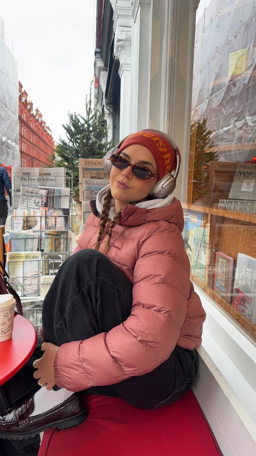 keeping warm in the city and on the trails 🍂 @berghausofficial ad