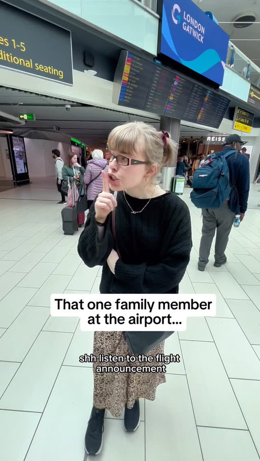 who do you know that’s like this? tag them below 🤭

#comedy #skit #airport #mums #dads #mumsbelike #dadsbelike #holiday