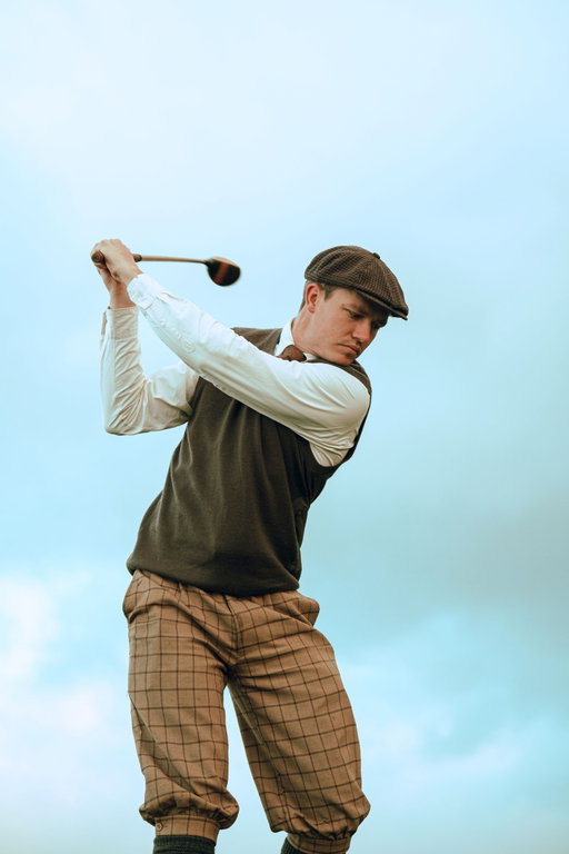 How much do modern clubs really help us play better golf?

And at what point do they stop adding yards - and start taking away the simplicity that made us love the game in the first place?

To find out, James travelled to the ancient links of Royal St David’s, where the challenge was straightforward in theory and formidable in practice:

Every time he breaks par, his clubs jump 30 years back in time. And in each era, he only has 24 hours to make it count.

Can he chase generations of golfing excellence before the clock runs out?
Or will the plus fours and hickories remain caked in dust and cobwebs?

Watch the Breaking Par in Every Era video LIVE now on the MANORS YouTube.