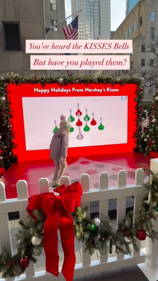 Find the KISSES Bells Experience at Rockefeller Center Plaza in NYC from 1-8pm now through Sunday 🔔🍫

#hersheys #kissesbells