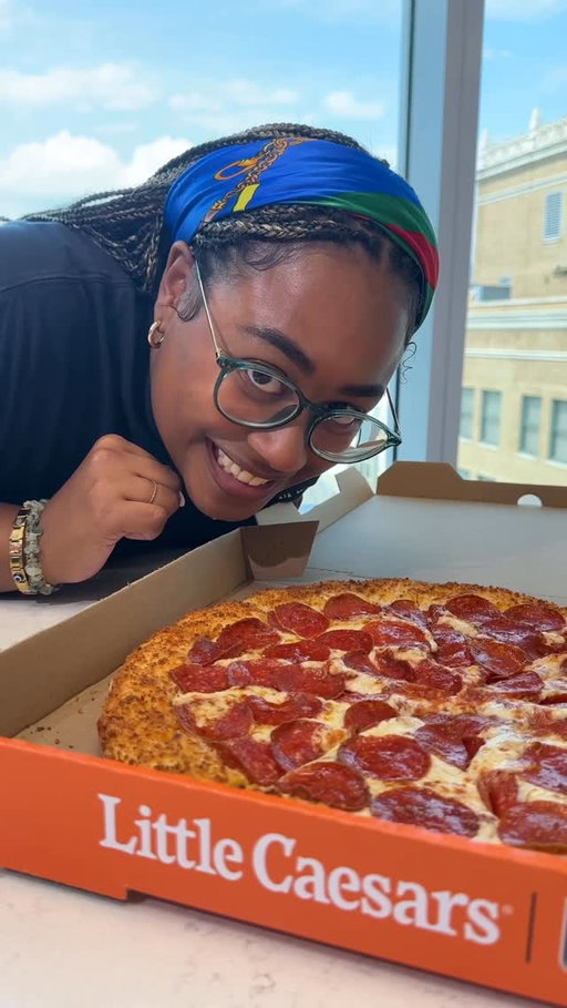 what we’re trying to say is Stuffed Crunch Crust has toasted breadcrumbs on the crust that make it crunchy