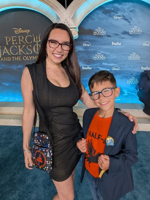 My lil man is a HUGE #PercyJackson 📚 fan so this was SO SPECIAL 🌊🔱

Thx @disneyplus inviting us to the @percyseries Season 2 premiere and making me the coolest mom ever!! 😭