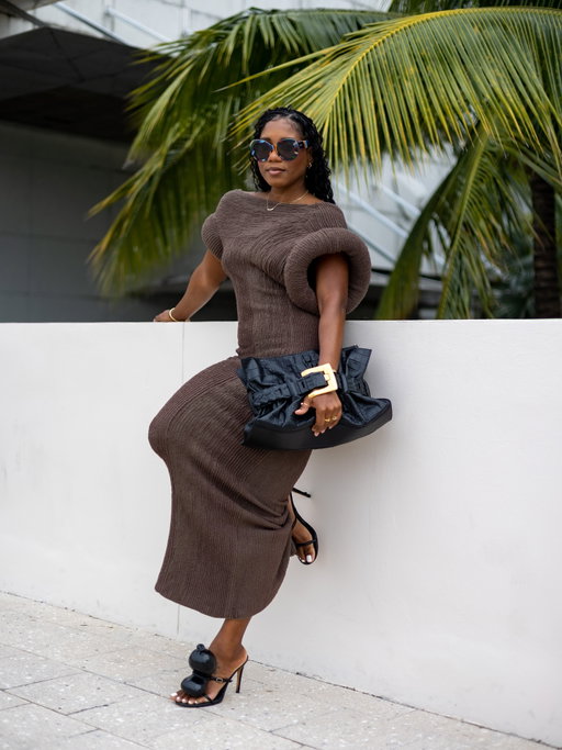 The Art of Baseling 🎨 an evening with @12pmstudios & @marcjacobsfragrances 

OUTFIT DETAILS
@acnestudios dress
@loewe sandals
@balmain bag
@emiliopucci + @12pmstudios sunnies

PC @jessbaumung