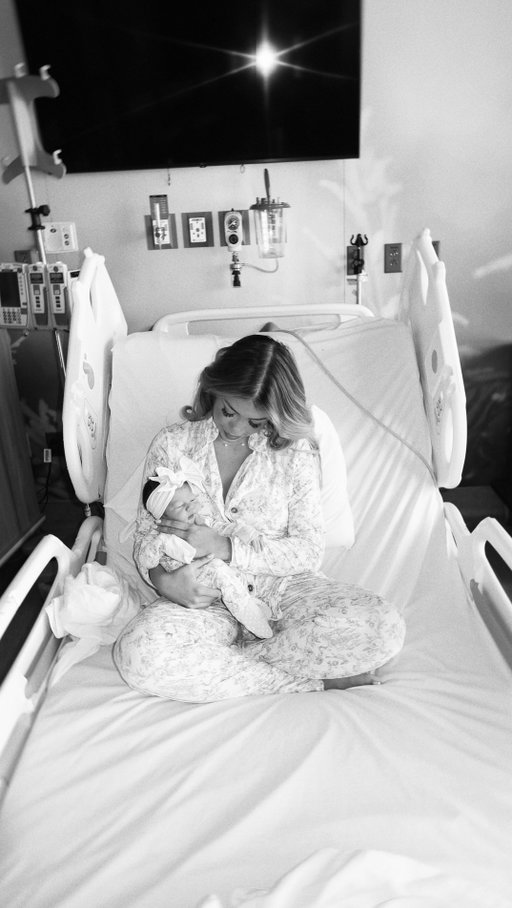 My birth video didn’t make it into the season 3 reunion, so here it is now. ❤️

The day Penny came into my life was truly unforgettable. Going unmedicated was a wild ride, but it perfectly symbolized everything Penny and I have been through. From the moment I found out I was pregnant, she’s been my greatest healer. My pregnancy journey with her was the hardest thing I’ve ever faced, filled with so many moments I wanted to quit. But she was always there, reminding me of my ‘why.’ This experience has shown me just how incredible women are, what our bodies endure, and what we’re truly capable of.