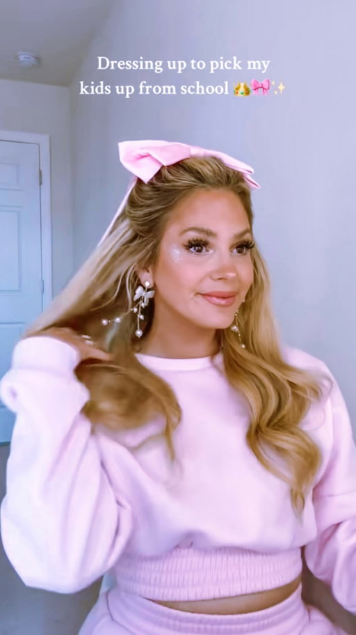 Dressing up to pick my kids up from school back in 2023 💖🫶🏻

I fully wore this to get them and I would do it again. Maybe today 🤷🏼‍♀️ 

#princessmom