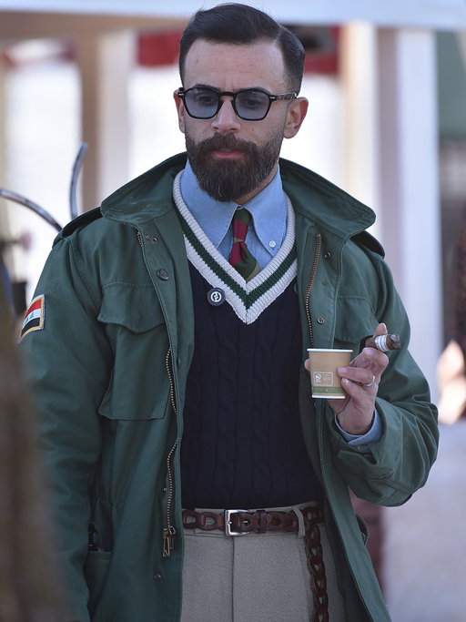 More Pitti Uomo style! @ahmedomer07 

#pittiuomo #pittistyle #beard #preppy #menswear