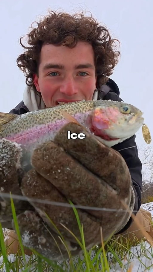 I Tried ICE FISHING 🐟🎣