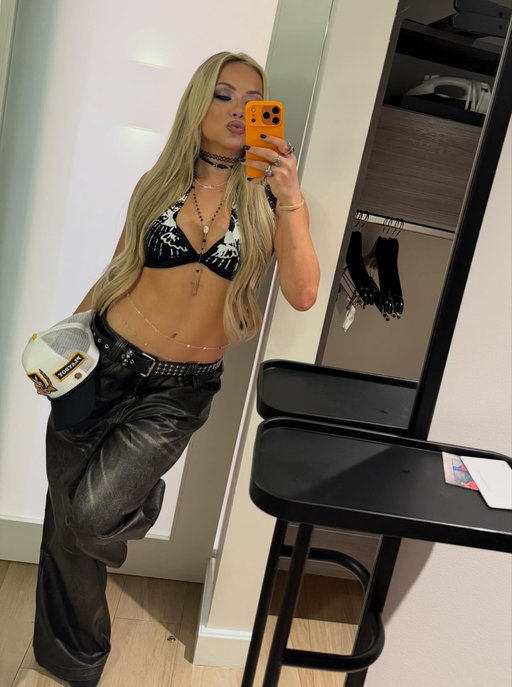 🫰🫰🫰

@playboy 
@vondutch 
@lids