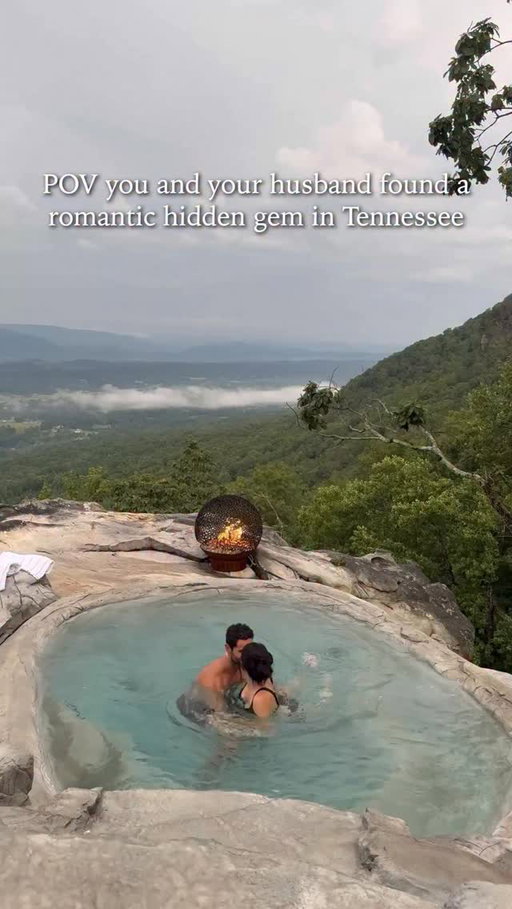 There’s a certain kind of magic in finding a place that feels hidden from the whole world… just you, your person, and a quiet Tennessee winter wrapped around you. ❄️❤️

Warm steam rising in the cold air, slow mornings with mountain views, evenings in your private hot tub while the sky turns soft and gold. 

It’s the kind of escape that brings you closer without even trying.

👉 Comment UNWIND and we’ll help you plan your own hidden-gem escape.

📸 @joelle_masterson