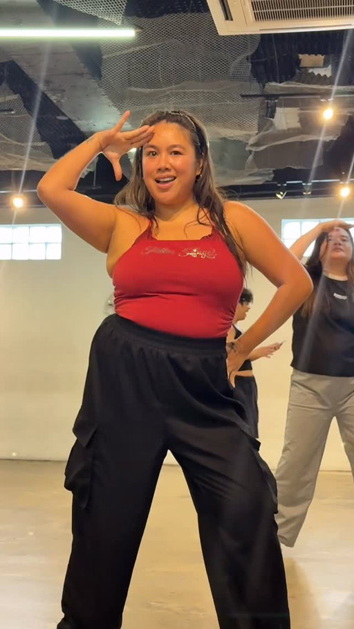 So proud of myself for showing up to my (new) hobbies 🥰 @zerostudioph choreo by @iamlloydzaragoza