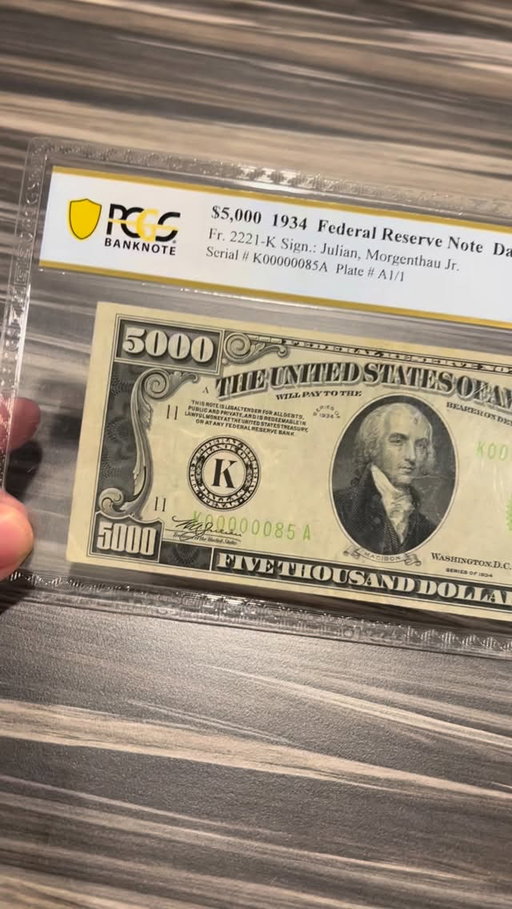 Most people will never see one of these in their lifetime… let alone hold it.

This Series 1934 $5,000 Federal Reserve Note is one of the rarest pieces of U.S. currency ever released.

Only a few escaped destruction and this one crossed the auction block @stacksbowers for $174,000.

Originally printed for bank to bank transfers, most were pulled from circulation and burned by the government.
Survivors like this live almost entirely in private collections now.

A reminder that sometimes the most valuable “money” is the money we don’t use anymore.