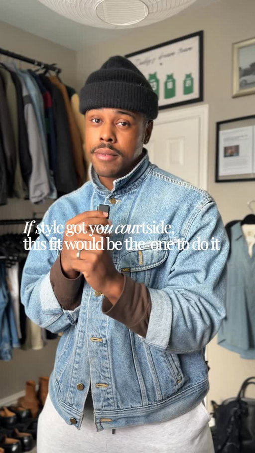Episode 5 of “Dressing Like I Got Courtside Tickets (But I Don’t)”

If the Mavs need a morale boost, consider this my courtside contribution. A Western-inspired fit with a modern twist feels like the perfect energy to bring to a @dallasmavs game.

Denim on denim stays undefeated. A timeless combo that always hits, especially in an arena setting. If you’re looking for game-day outfit inspiration or clean courtside style ideas, this one’s for you.

Hat: @lids 
Shirt: @billy_reid 
Thermal: @buckmason 
Denim: @bareknucklesco 
Boots: @tecovas 
Glasses: @akila.la 
Scent: @houseofbo.co